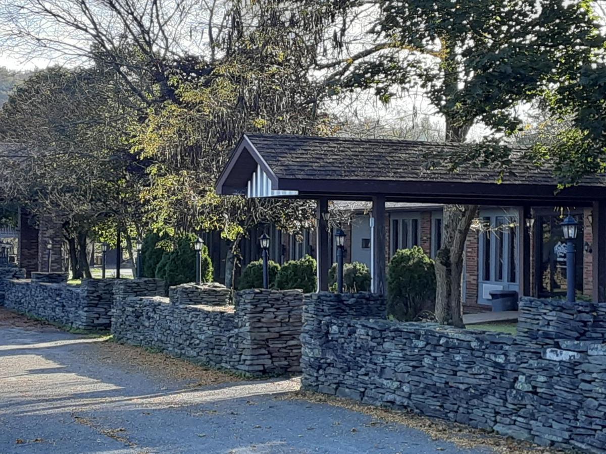 Mountain View Lodge Clifford Εξωτερικό φωτογραφία