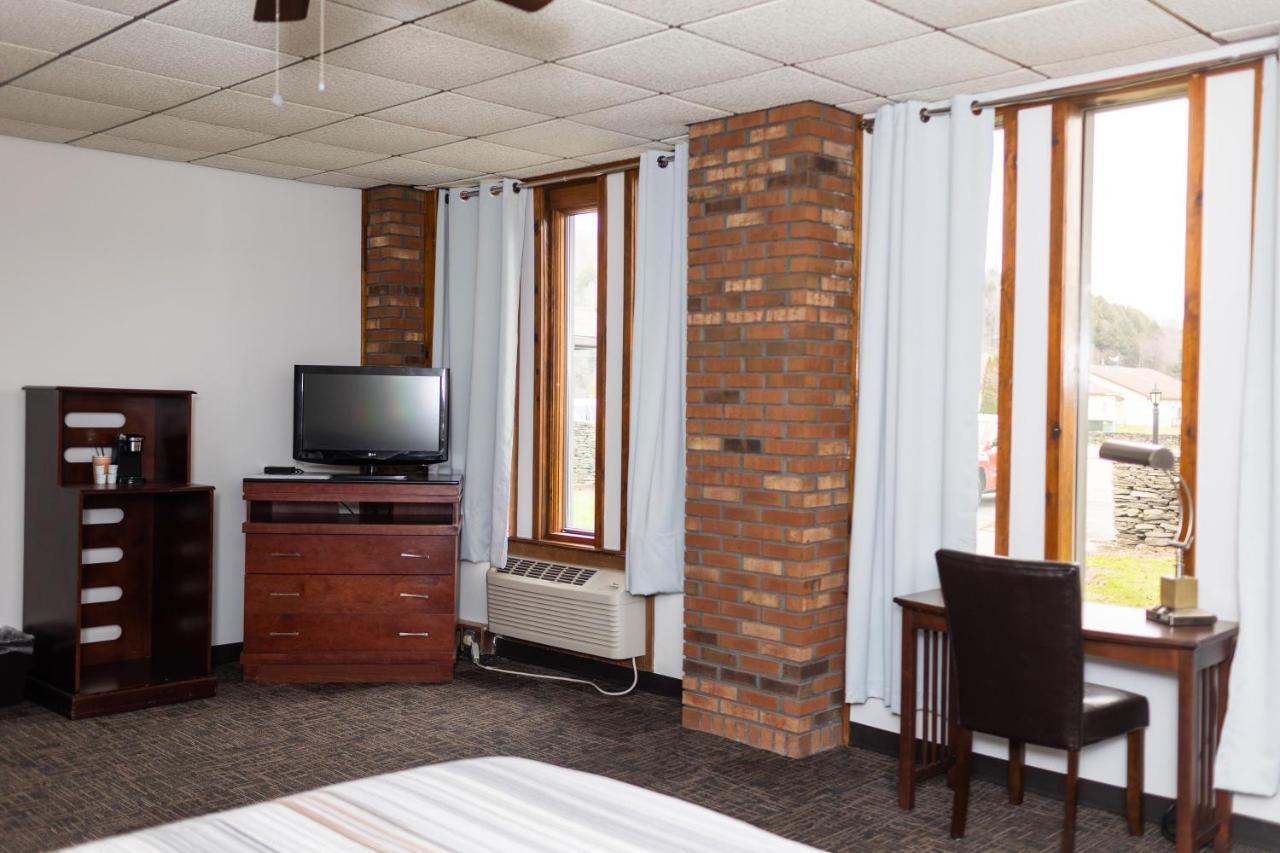 Mountain View Lodge Clifford Εξωτερικό φωτογραφία